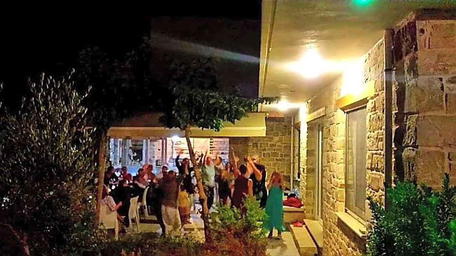 Alonia Hotel