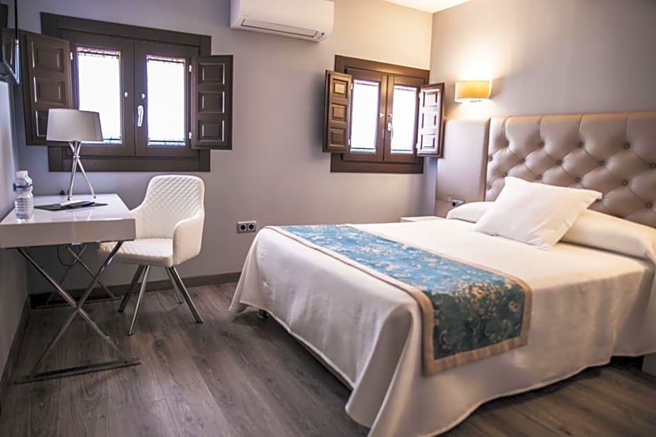 Evenia Alcala Boutique