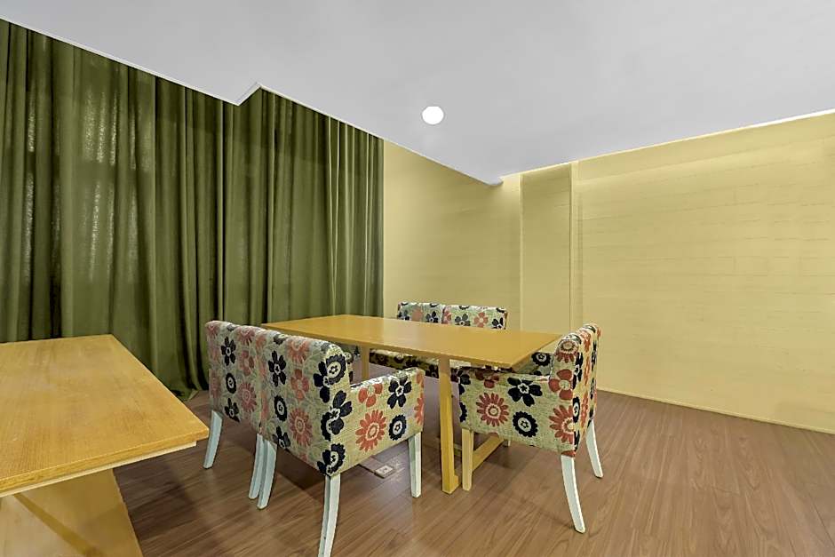Sunday Hotel Subang