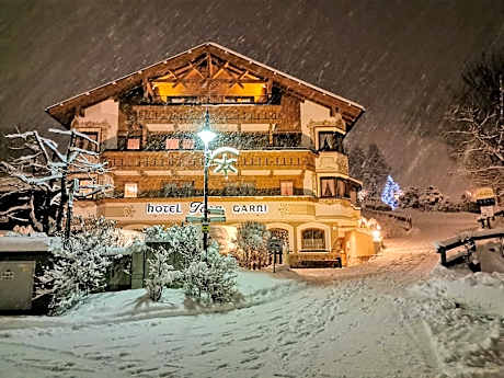 Hotel Garni Apart TINA