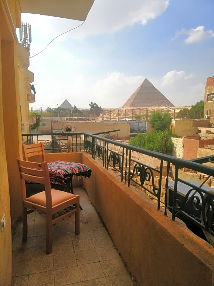 Anubis kingdom Pyramids View