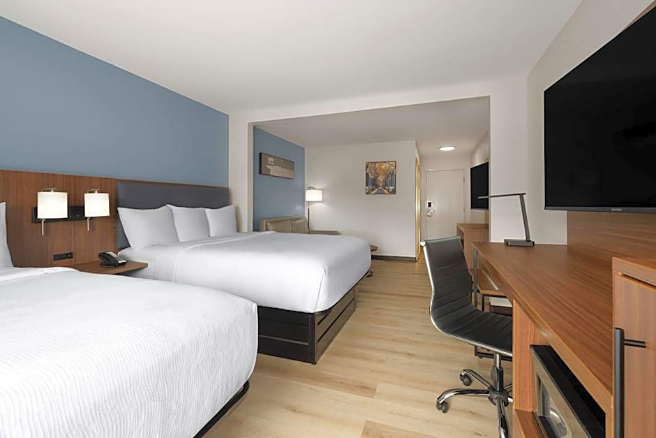 Wingate by Wyndham Dublin Near Claytor Lake State Park