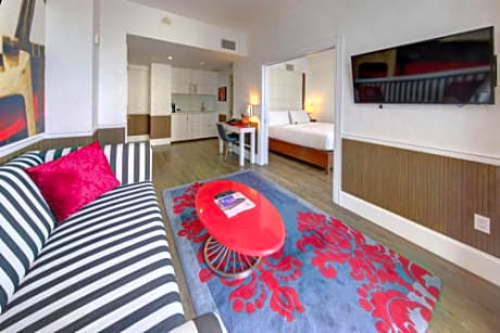Executive King Room - Non-Smoking