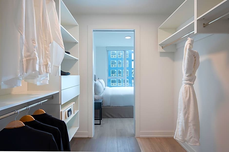 Level Long Beach - East Village