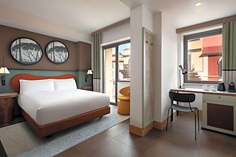 Deluxe Queen Room with Balcony or Terrace
