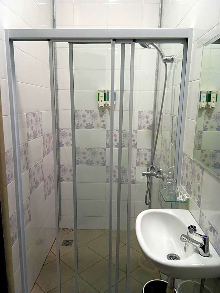 Clean & Comfort Homestay