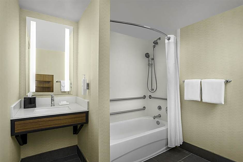 Hilton Garden Inn Kent Island Marina