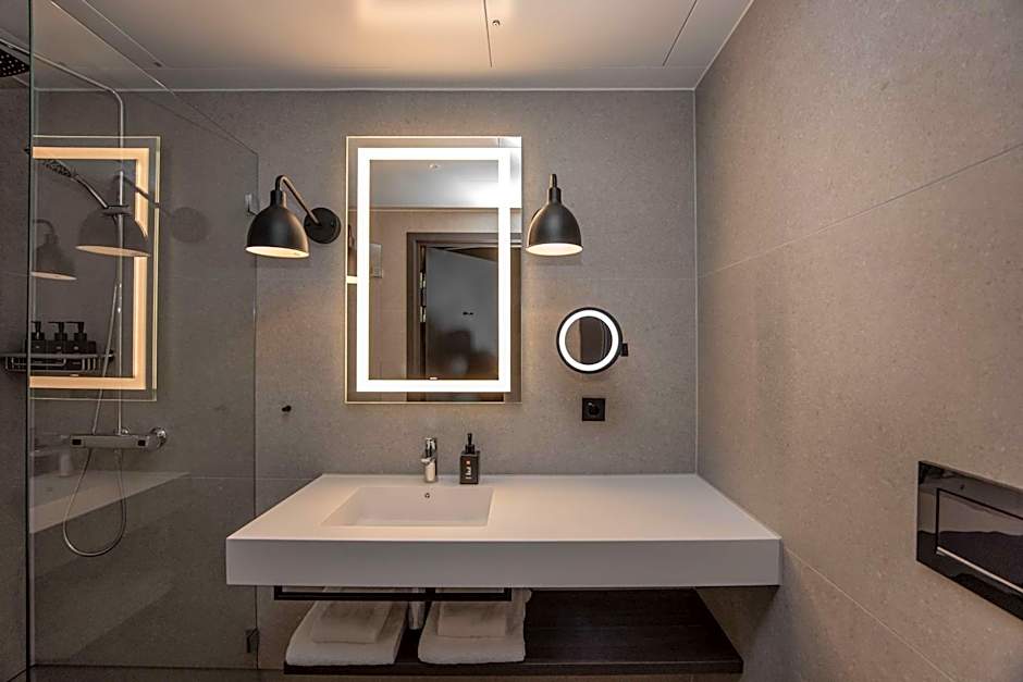 Radisson RED Oslo Okern