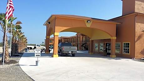 Texan Inn and Suites Tilden