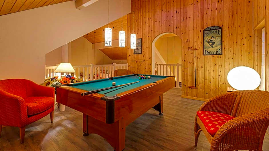 Chez Philippe - Appartements et Chalets - Panoramic Village vue Glaciers