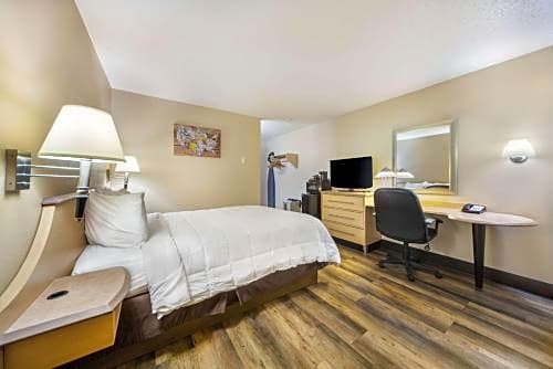 Econo Lodge Sioux Falls Empire Mall