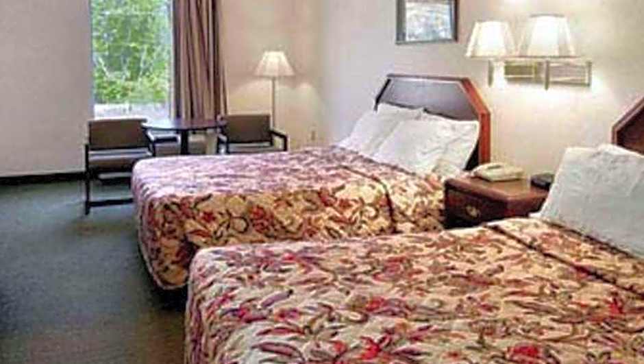 Gray Inn & Suites