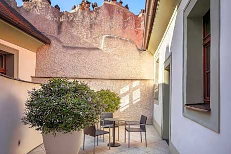 Fresco Suite, 1 Bedroom Suite, 2 Twin/Single Bed(s)