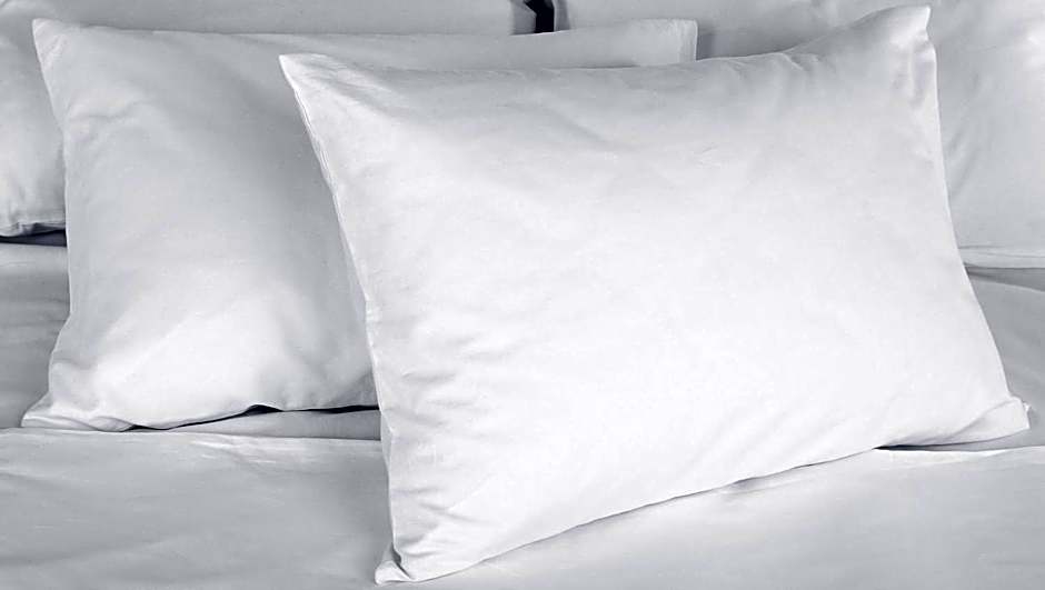 Indianhead Ironwood Hotel