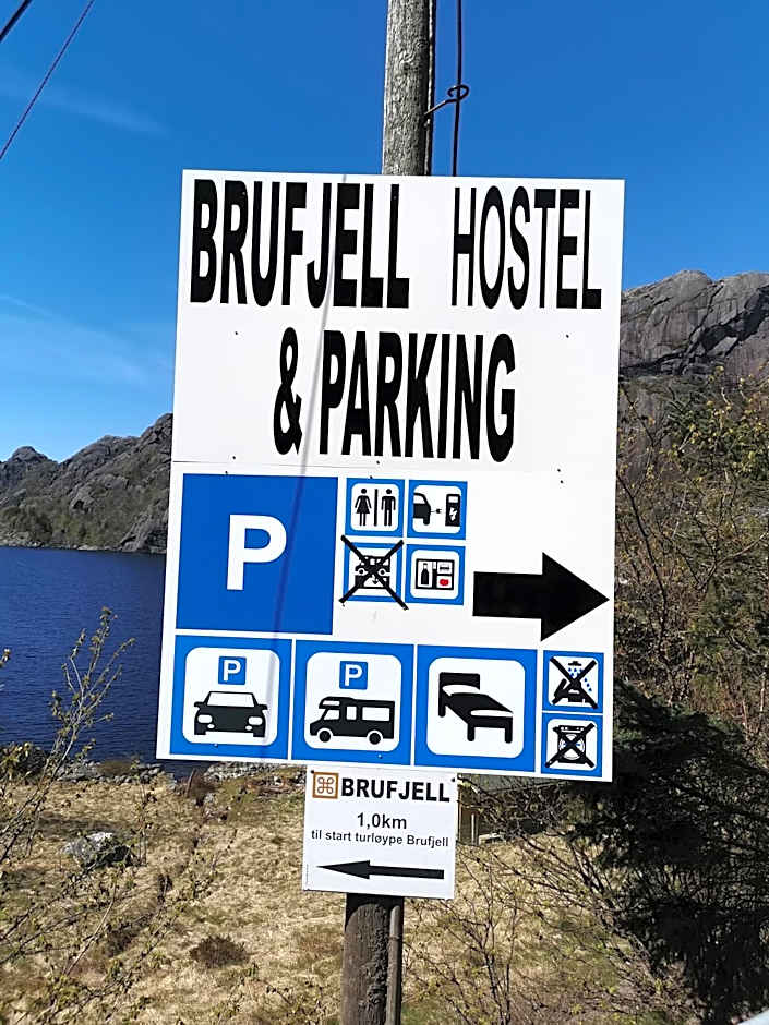 Brufjell Hostel & Parking