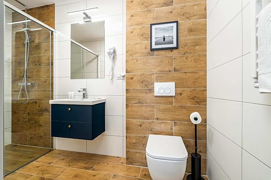 ZAMEK NA PIASKU - Tuż przy Plaży