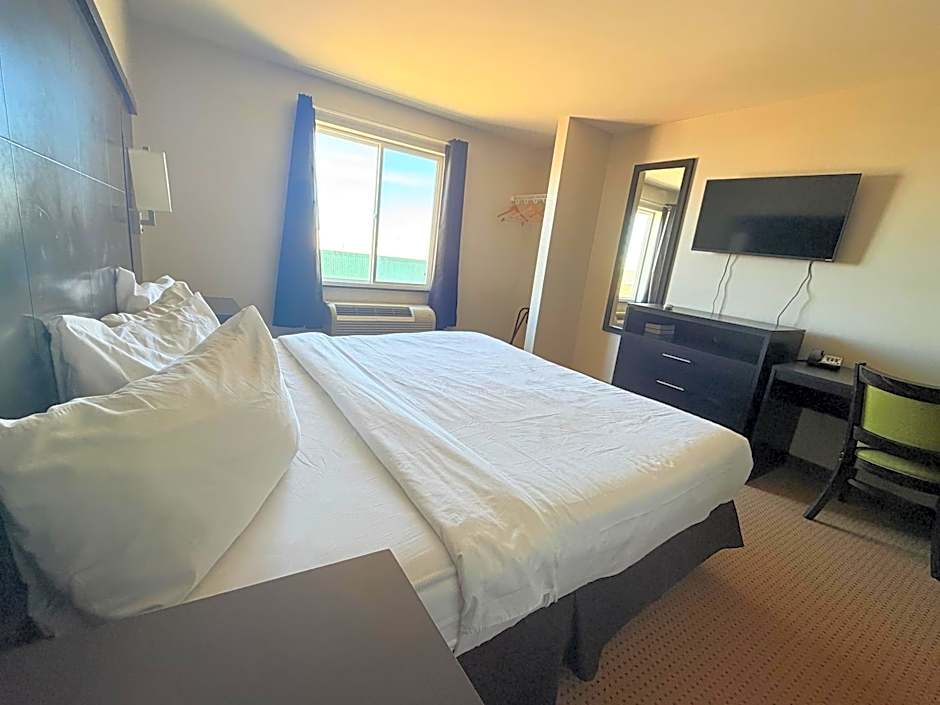 Black Gold Suites Stanley