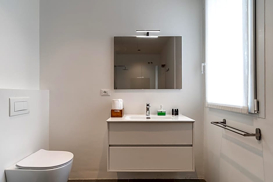 Amare Suite & Apartments