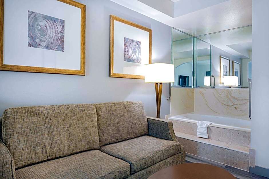 Ramada Limited Bakersfield North