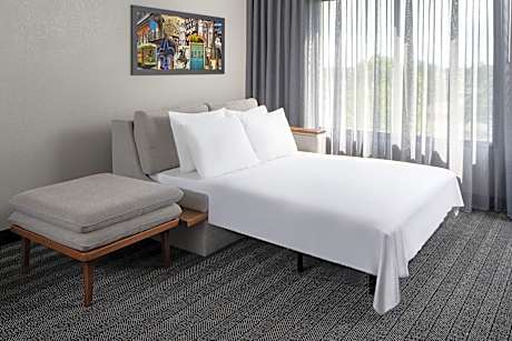 Room, 1 King Bed with Sofa bed (Hearing Accessible) (1 King Bed and 1 Double Sofa Bed)