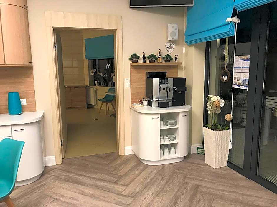 Villa Marlena Centrum-kawa,herbata i soki dostępne całą dobę w cenie pokoju