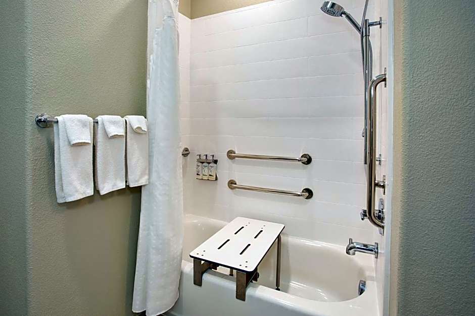 Holiday Inn Express Hotel and Suites Katy By IHG
