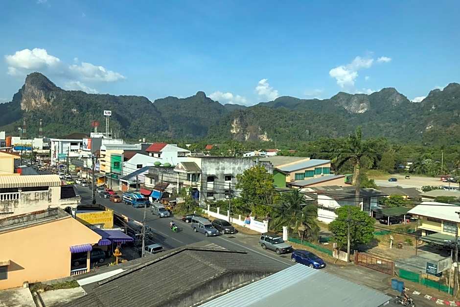 Pranee Home Phang-nga