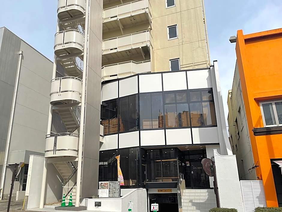 HOTEL MARUJI