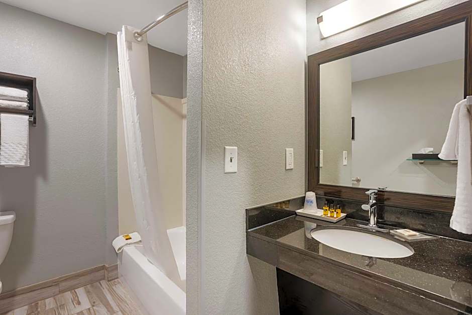 Best Western Plus Columbia Inn