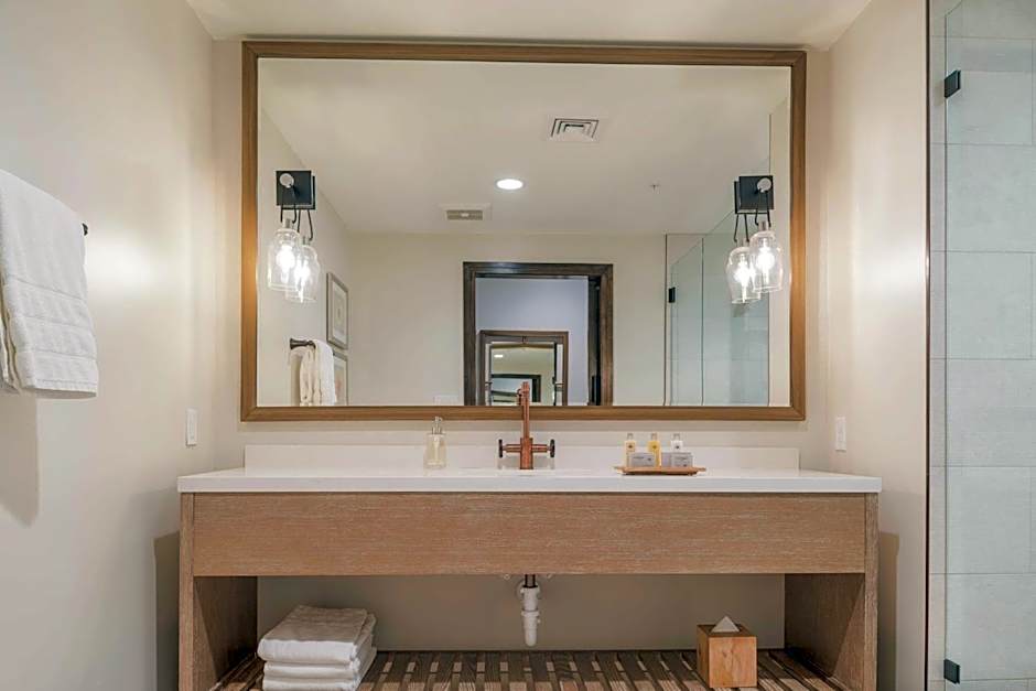 Cliffrose Springdale, Curio Collection by Hilton