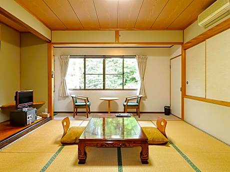 Japanese-Style Quadruple Room with Private Toilet