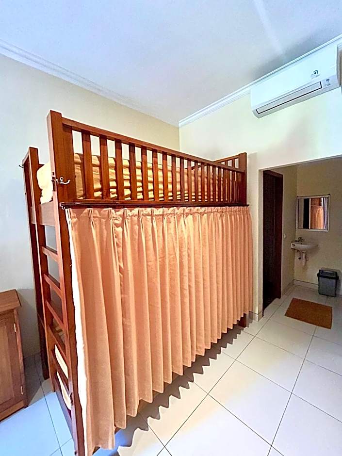 Nusa Garden Homestay