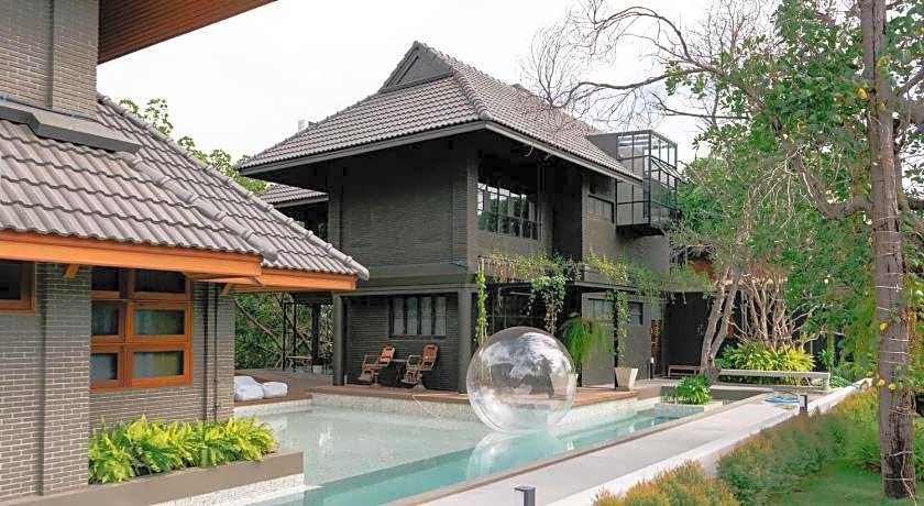 Phrip Phri Luxury Pool Villas