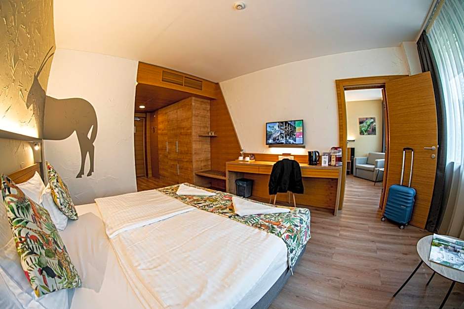 Pangea Hotel