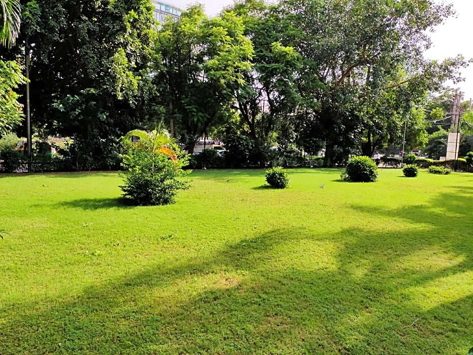 Radisson Hotel Sector 29 Gurugram