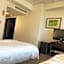 Metro Hotel