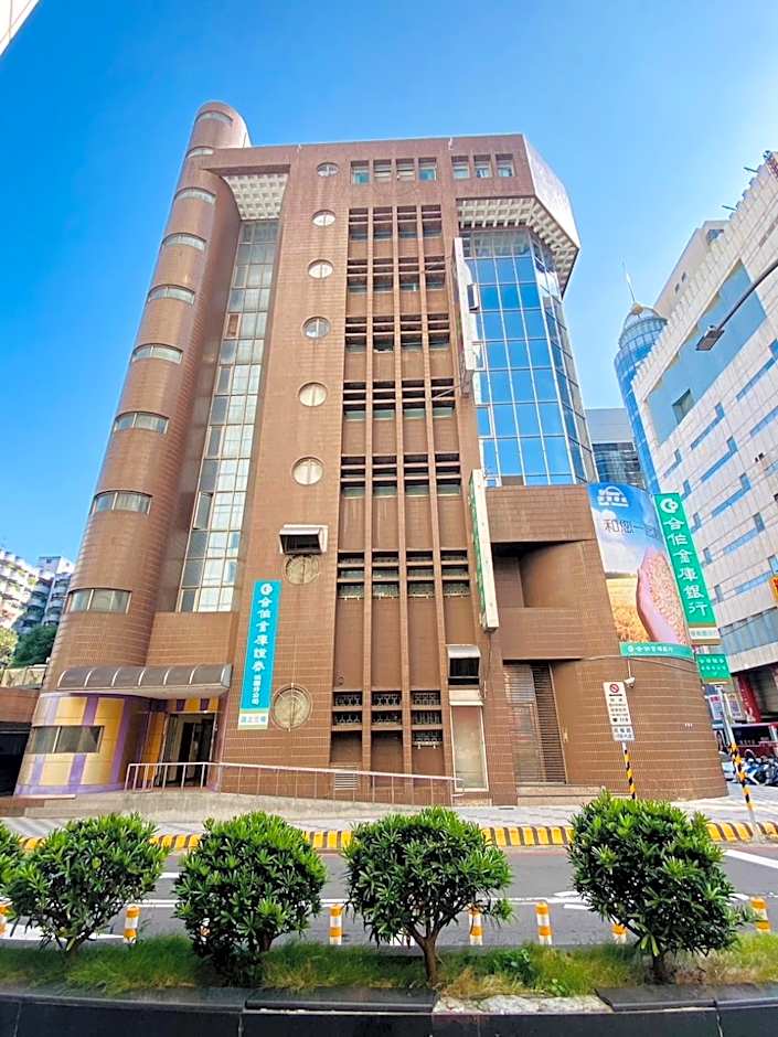 191 Hotel