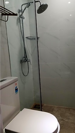 Deluxe Double Room with Shower