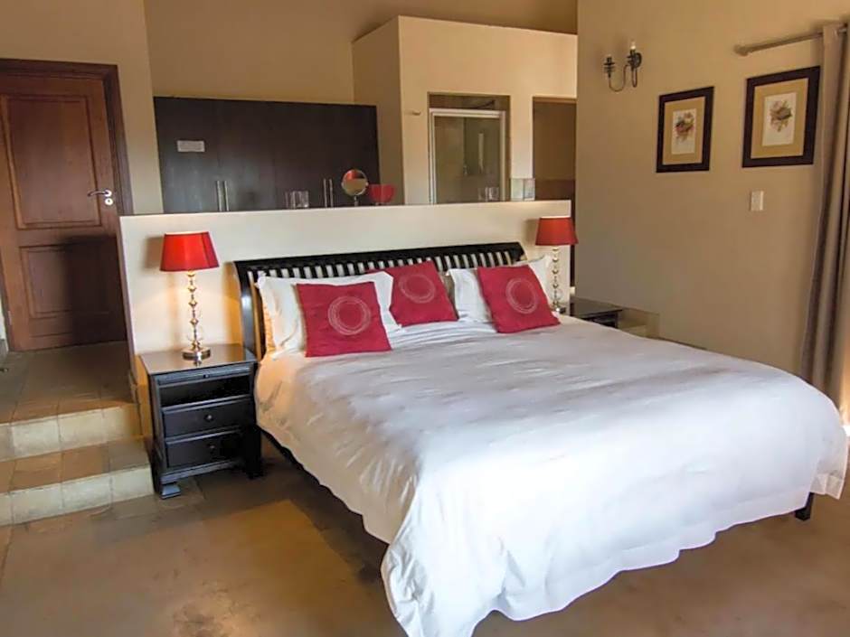 Zebula Golf and Wildlife Estate - Jackals Call Pax 8 - Moi Signature Luxury villa