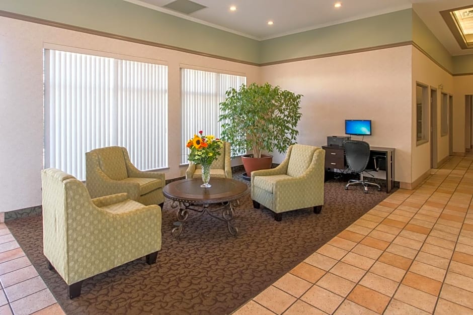 Powell River Town Centre Hotel