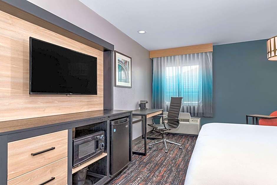 La Quinta Inn & Suites by Wyndham Woodway - Waco South