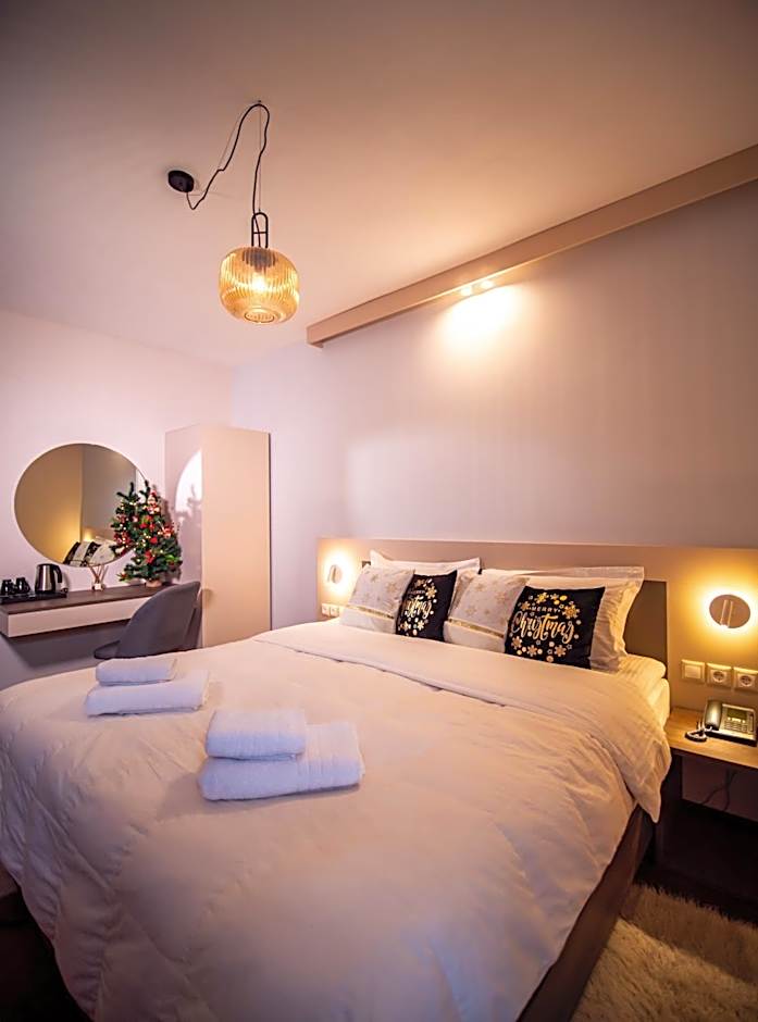 Erofili Hotel & Suites