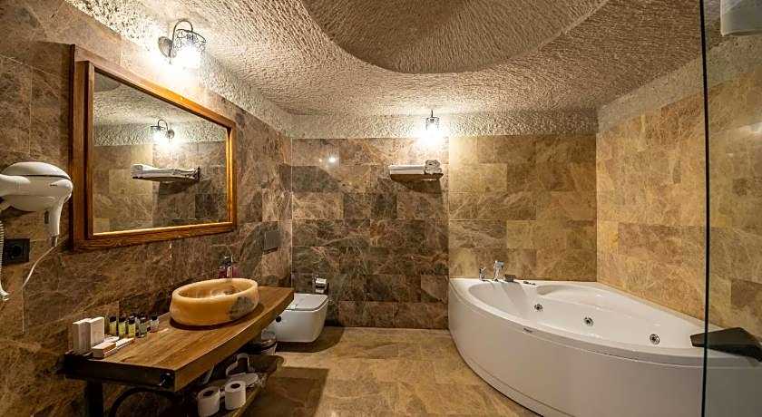 Majestic Cave House
