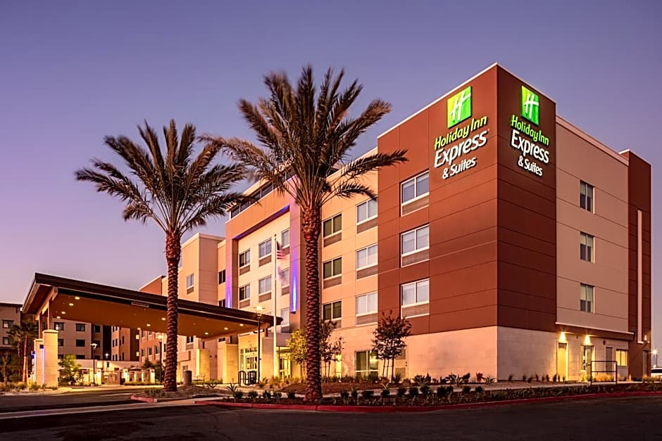 Holiday Inn Express And Suites Moreno Valley - Riverside By IHG