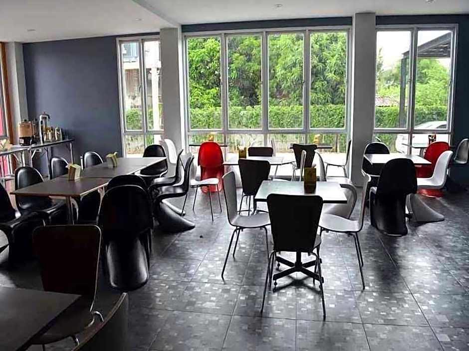 Trendy Hotel
