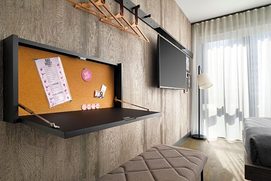 Moxy by Marriott Chicago Downtown