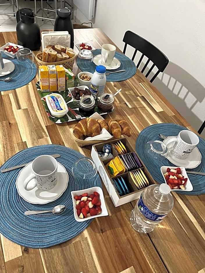 Chambre dans villa Montpellier à 15mn des plages