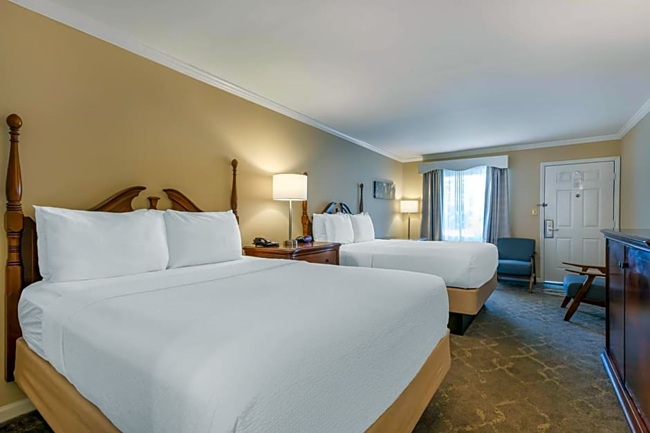 Best Western Plus Santee Inn
