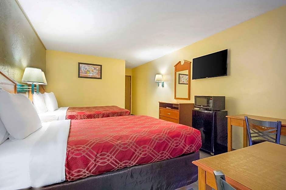 Econo Lodge Lansing - Leavenworth