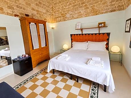Double or Twin Room with City View